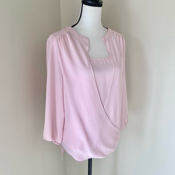 J. Jill Wearever Pale Pink Split V-Neck Drape Front Blouse Size M - Picture 4 of 10